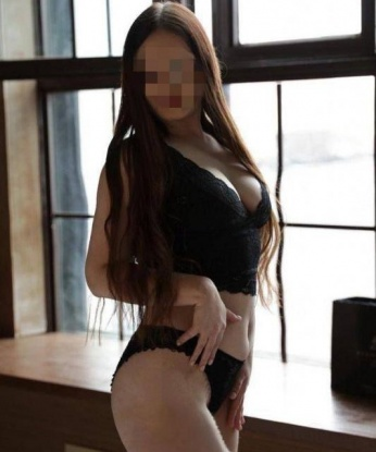 Экспрессивная, ненасытная и горячая леди с огненными глазами готова раскрыть перед тобой все свои секреты. Позволь мне погрузить тебя в мир страсти и наслаждения, ты этого заслуживаешь! 8007, 24 года